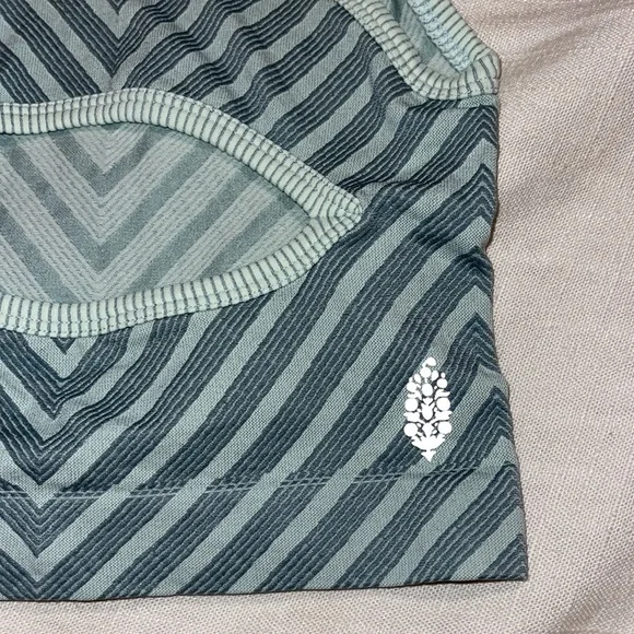 Free People Movement // Seamless Ohana Cami NWOT🌛 - Picture 8 of 10